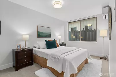 1612 California Avenue SW #B, Seattle, WA 98116 - Photo 9