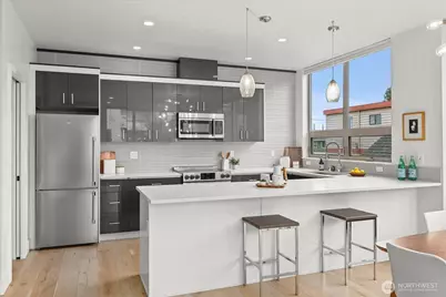 1612 California Avenue SW #B, Seattle, WA 98116 - Photo 11