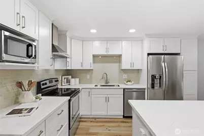 1126 14th Ave #G, Seattle, WA 98122 - Photo 11