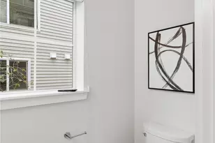 1126 14th Ave, Seattle, WA 98122 - Photo 27