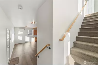 413 E Okanogan Avenue, Chelan, WA 98816 - Photo 11