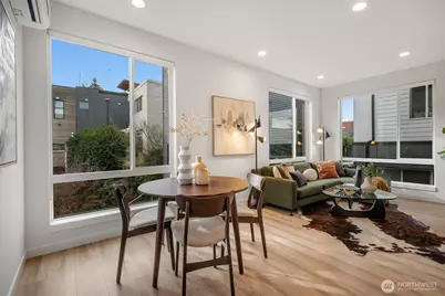 1116 18th Avenue #A, Seattle, WA 98122 - Photo 5