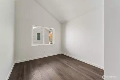 415 E Okanogan Avenue, Chelan, WA 98816 - Photo 13