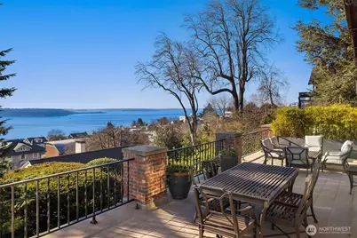 317 W Highland Drive, Seattle, WA 98119 - Photo 31