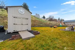 3113 NW Delcon Ct, East Wenatchee, WA 98802 - Photo 23