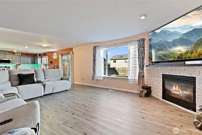 213 Williams Boulevard NE, Orting, WA 98360 - Photo 9