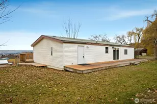 140 Duim Ln, Selah, WA 98942 - Photo 3