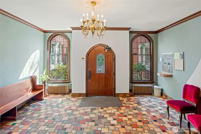 411 Boylston Avenue E #207, Seattle, WA 98102 - Photo 17