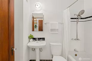 411 Boylston Ave E, Seattle, WA 98102 - Photo 13