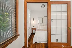 411 Boylston Ave E, Seattle, WA 98102 - Photo 7