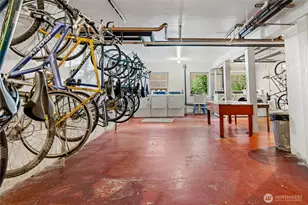 411 Boylston Ave E, Seattle, WA 98102 - Photo 15