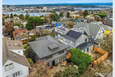 1208 E Newton Street, Seattle, WA 98102 - Photo 37