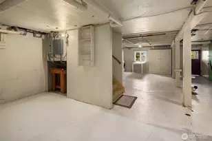 1208 E Newton St, Seattle, WA 98102 - Photo 33