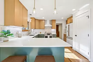 503 NW 203rd St, Shoreline, WA 98177 - Photo 11