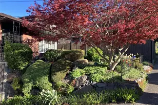 3635 43rd Ave W, Seattle, WA 98199 - Photo 37