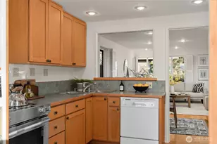 3635 43rd Ave W, Seattle, WA 98199 - Photo 13