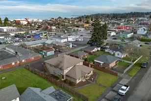 813 E 2nd St, Port Angeles, WA 98362 - Photo 19