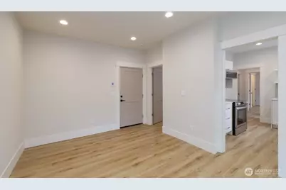 2123 E James Street, Seattle, WA 98122 - Photo 5