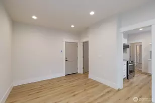 2123 E James St, Seattle, WA 98122 - Photo 5