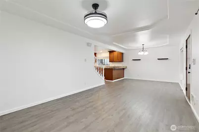 1211 9th Avenue SW, Puyallup, WA 98371 - Photo 3