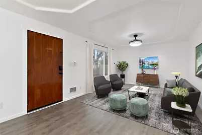 1211 9th Avenue SW, Puyallup, WA 98371 - Photo 5