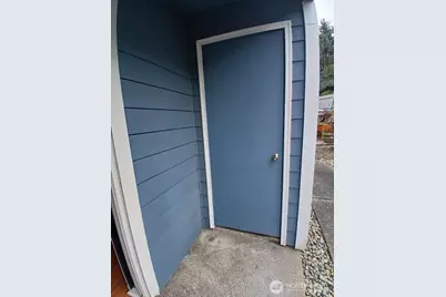 16817 Larch Way #B101, Lynnwood, WA 98037 - Photo 11