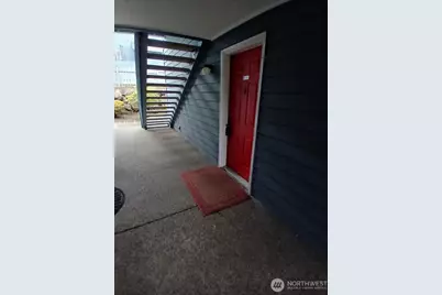 16817 Larch Way #B101, Lynnwood, WA 98037 - Photo 3