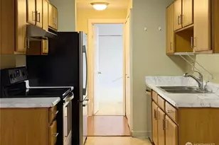 16817 Larch Way, Lynnwood, WA 98037 - Photo 7