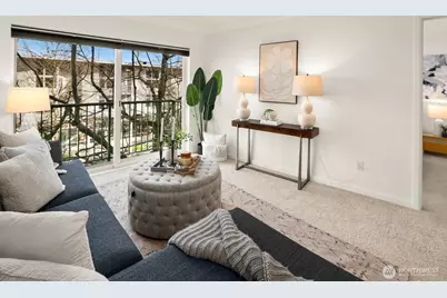 621 5 Avenue N #301, Seattle, WA 98109 - Photo 3