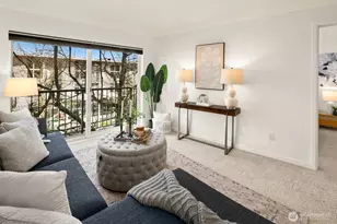 621 5th Ave N, Seattle, WA 98109 - Photo 3