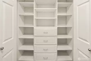 621 5th Ave N, Seattle, WA 98109 - Photo 9