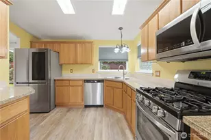 1904 177th Street Ct E, Spanaway, WA 98387 - Photo 9