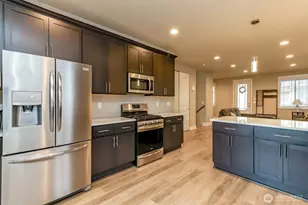 19026 132nd St E, Bonney Lake, WA 98391 - Photo 9