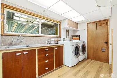 16740 Meridian Avenue N, Shoreline, WA 98133 - Photo 21