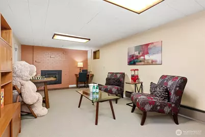 16740 Meridian Avenue N, Shoreline, WA 98133 - Photo 19