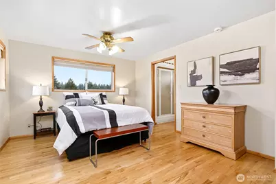 16740 Meridian Avenue N, Shoreline, WA 98133 - Photo 11