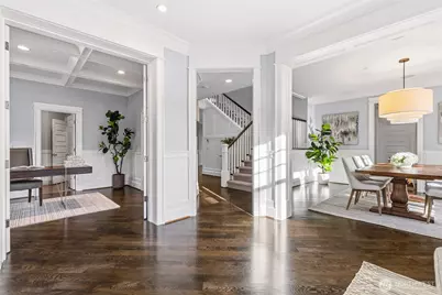 1416 105th Avenue SE, Bellevue, WA 98004 - Photo 3