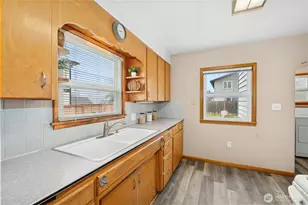 1610 Maine St, Milton, WA 98354 - Photo 9