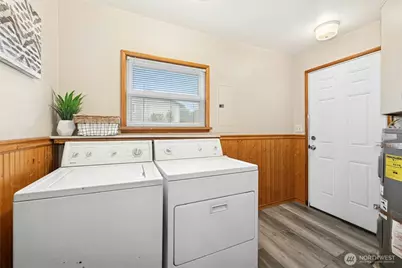 1610 Maine Street, Milton, WA 98354 - Photo 17