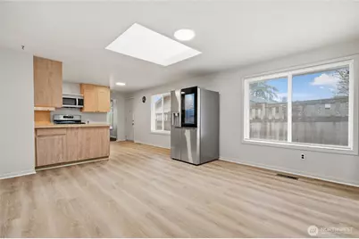 7942 15th Avenue SW, Seattle, WA 98106 - Photo 3