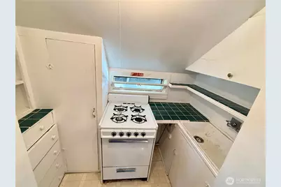 2515 Oakes Ave, Everett, WA 98201 - Photo 21