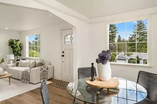 12517 22nd Ave NE, Seattle, WA 98125 - Photo 9