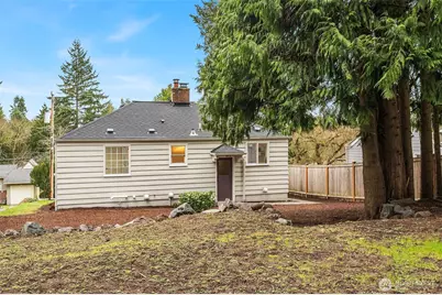 12517 22nd Avenue NE, Seattle, WA 98125 - Photo 31