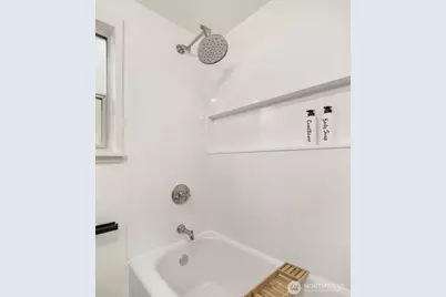 12517 22nd Avenue NE, Seattle, WA 98125 - Photo 19