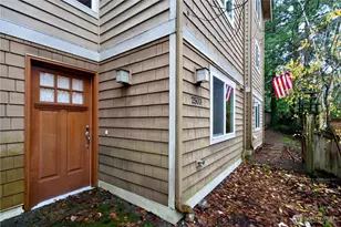 2503 NE 125th St, Seattle, WA 98125 - Photo 9