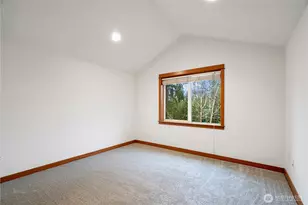 2503 NE 125th St, Seattle, WA 98125 - Photo 15