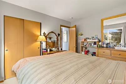 1010 Nunnally Avenue NW, Orting, WA 98360 - Photo 17