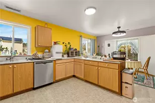 1010 Nunnally Ave NW, Orting, WA 98360 - Photo 11