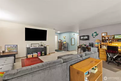 1010 Nunnally Avenue NW, Orting, WA 98360 - Photo 7