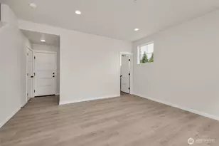 12087 127th Ave E, Puyallup, WA 98374 - Photo 5